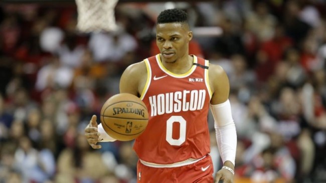 一版更偏向 一版更偏向