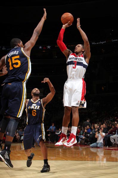 势情况下依 势情况下依